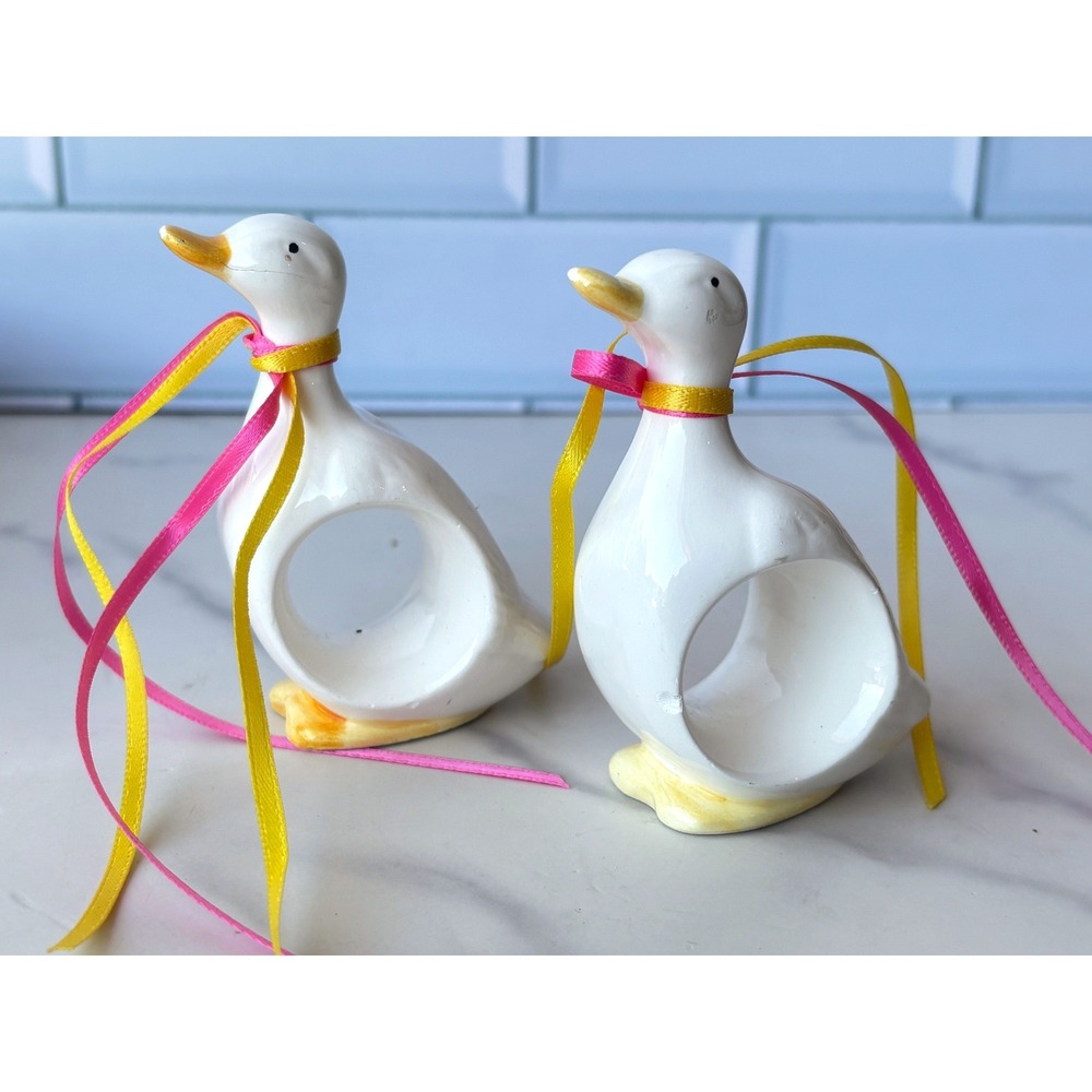 Vintage Ceramic Duck Napkin Rings Set of 2 White Goose Pink‎ Yellow Ribbon Decor